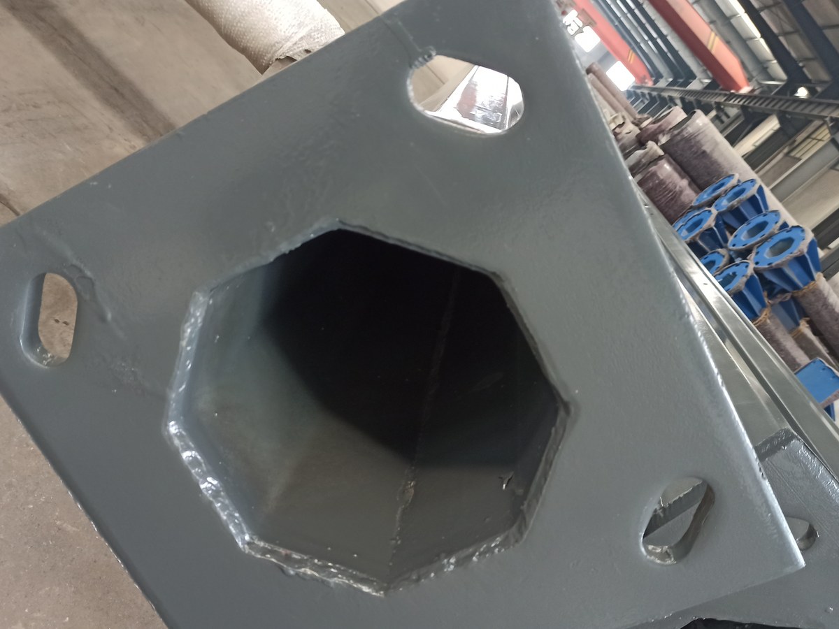 Round   Conical Street Light Pole view 3