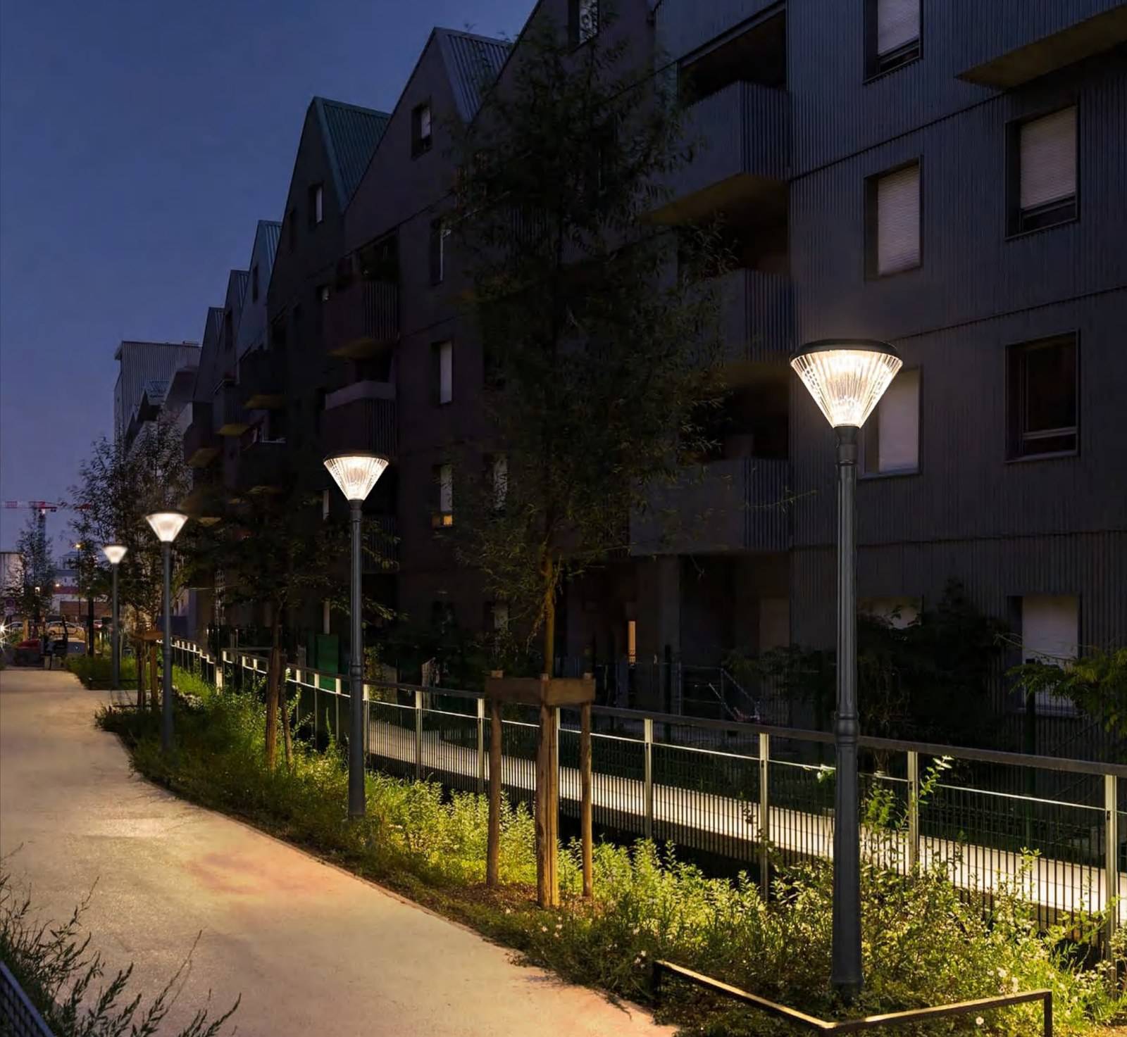 ZC-GGD4505-1 solar garden lights along a residential footpath at dusk
